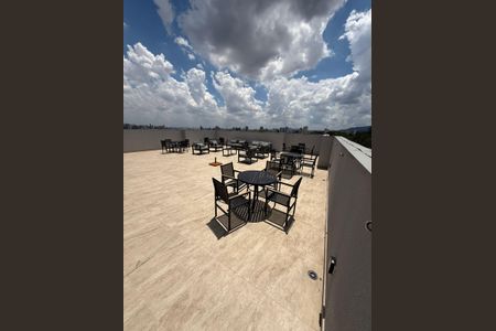 Apartamento à venda com 84m², 2 quartos e 1 vagaÁrea de convivência