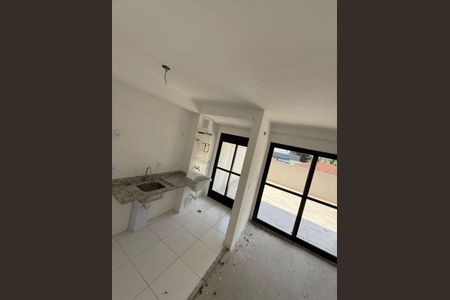 Apartamento à venda com 84m², 2 quartos e 1 vagaCozinha