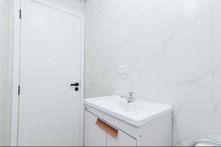 Apartamento para alugar com 53m², 2 quartos e sem vagaBanheiro