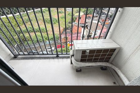Apartamento à venda com 36m², 1 quarto e 1 vaga Apartamento à venda com 36m², 1 quarto e 1 vagaSacada