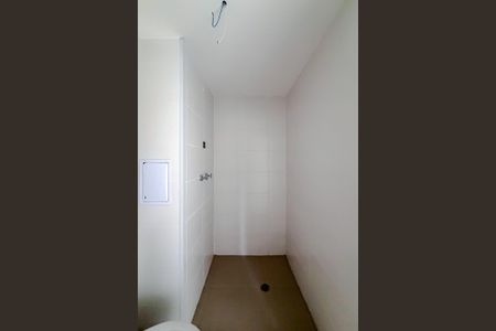 Banheiro de kitnet/studio para alugar com 1 quarto, 24m² em Vila Mariana, São Paulo