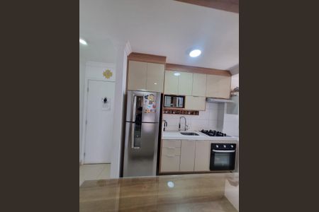 Cozinha de apartamento à venda com 2 quartos, 45m² em Vila Tolstoi, São Paulo
