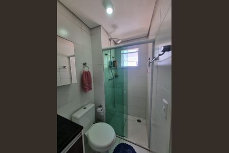 Banheiro de apartamento à venda com 2 quartos, 45m² em Vila Tolstoi, São Paulo