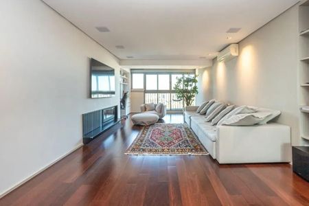 Apartamento à venda com 172m², 4 quartos e 3 vagasFoto 11