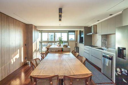Apartamento à venda com 172m², 4 quartos e 3 vagasFoto 07