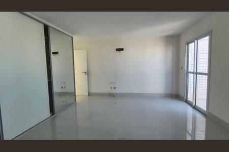 Apartamento para alugar com 350m², 3 quartos e 3 vagasSuíte 3