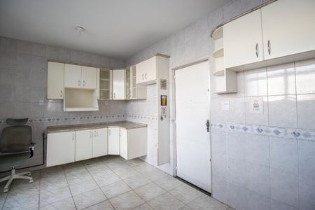 Apartamento para alugar com 94m², 3 quartos e sem vaga Apartamento para alugar com 94m², 3 quartos e sem vagaCozinha