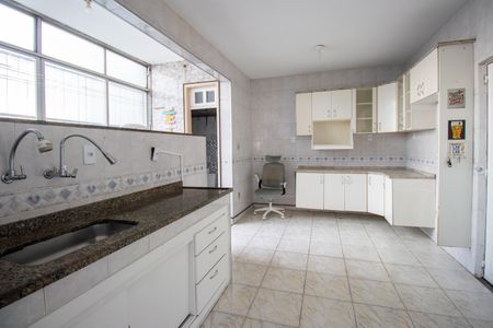 Apartamento para alugar com 94m², 3 quartos e sem vaga Apartamento para alugar com 94m², 3 quartos e sem vagaCozinha