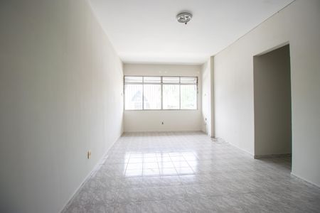 Sala de apartamento para alugar com 3 quartos, 94m² em V Carvalho, Rio de Janeiro