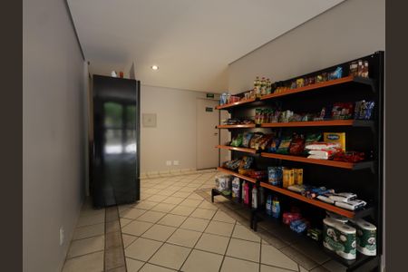 Apartamento para alugar com 75m², 2 quartos e 2 vagasMini mercado