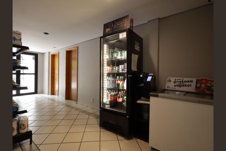 Apartamento para alugar com 75m², 2 quartos e 2 vagasMini mercado