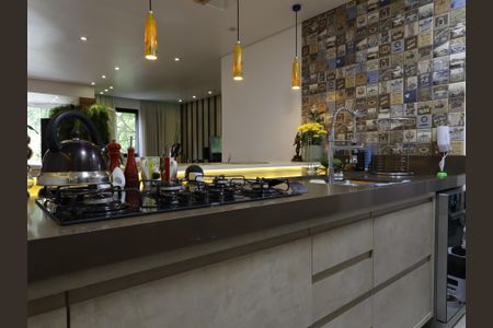 Apartamento para alugar com 75m², 2 quartos e 2 vagasCozinha