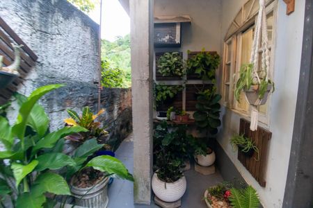 Casa à venda com 160m², 4 quartos e 1 vagaÁrea externa