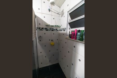 Casa à venda com 160m², 4 quartos e 1 vagaBanheiro