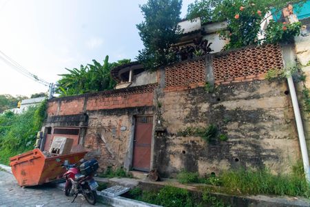 Casa à venda com 160m², 4 quartos e 1 vagaFachada