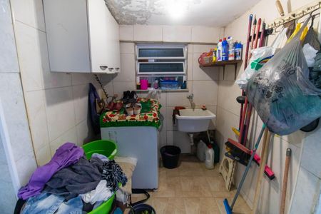 Casa à venda com 160m², 4 quartos e 1 vagaÁrea de Serviço