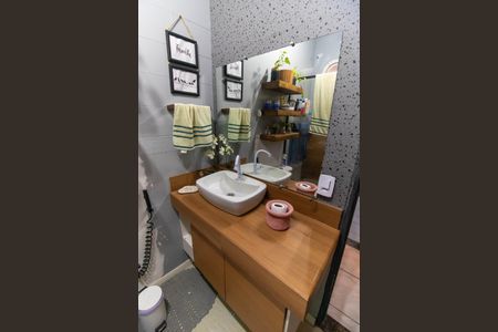 Casa à venda com 160m², 4 quartos e 1 vagaBanheiro