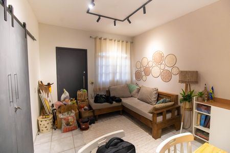 Casa à venda com 160m², 4 quartos e 1 vagaSala