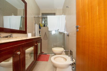 Apartamento à venda com 107m², 3 quartos e sem vagaBANHEIRO