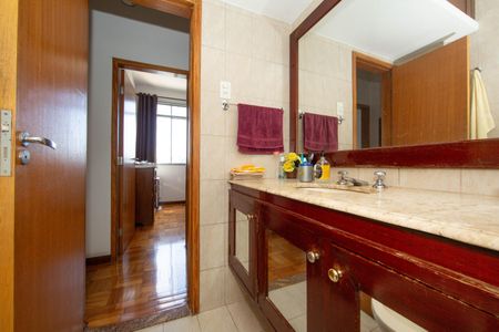 Apartamento à venda com 107m², 3 quartos e sem vagaBANHEIRO