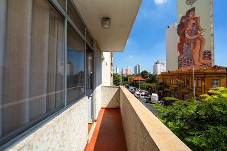 VARANDA de apartamento à venda com 3 quartos, 107m² em Centro, Belo Horizonte