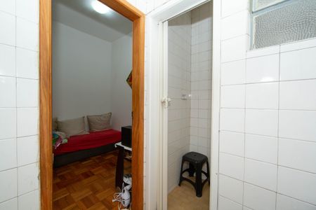 Apartamento à venda com 107m², 3 quartos e sem vagaQUARTO E BANHO DE EMPREGADA 