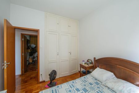 Apartamento à venda com 107m², 3 quartos e sem vagaQUARTO3