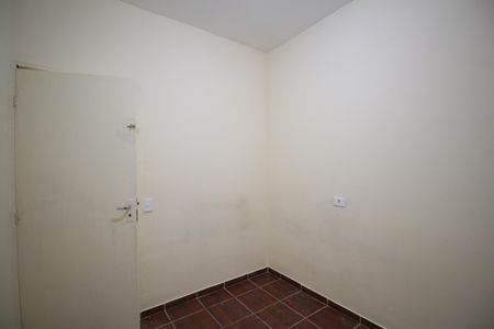 Quarto 2 de casa para alugar com 2 quartos, 45m² em Parque Reboucas, São Paulo
