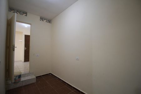 Quarto 2 de casa para alugar com 2 quartos, 45m² em Parque Reboucas, São Paulo