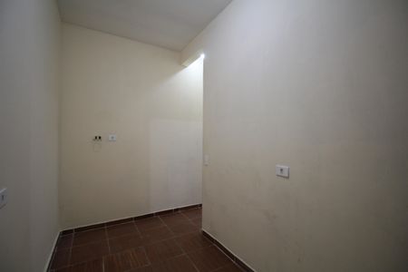 Quarto 1 de casa para alugar com 2 quartos, 45m² em Parque Reboucas, São Paulo