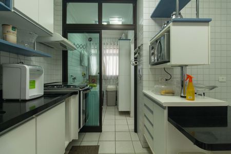 Apartamento à venda com 72m², 3 quartos e 2 vagasCozinha