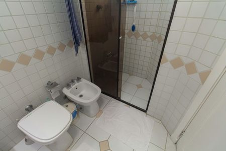 Apartamento à venda com 72m², 3 quartos e 2 vagasBanheiro da Suíte