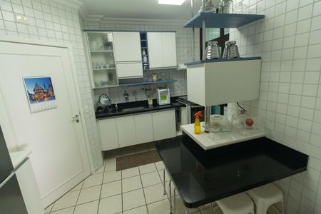 Apartamento à venda com 72m², 3 quartos e 2 vagasCozinha