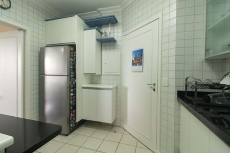 Apartamento à venda com 72m², 3 quartos e 2 vagasCozinha