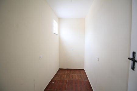 Quarto 1 de casa para alugar com 2 quartos, 45m² em Parque Reboucas, São Paulo