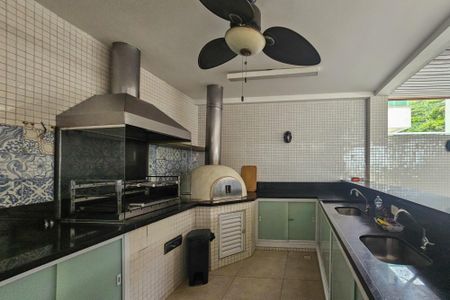 Apartamento para alugar com 120m², 3 quartos e 1 vaga