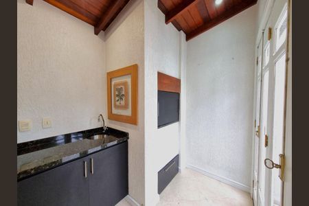 Apartamento para alugar com 130m², 2 quartos e 1 vagaVaranda 