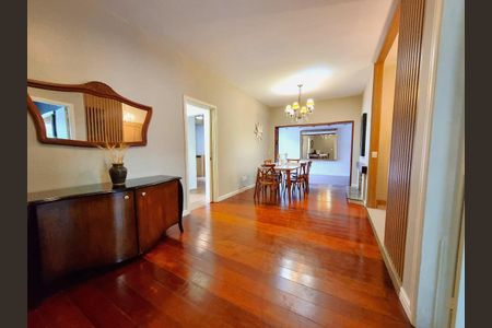 Apartamento para alugar com 130m², 2 quartos e 1 vagaSala