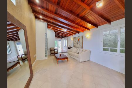 Apartamento para alugar com 130m², 2 quartos e 1 vagaSala