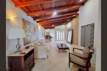 Apartamento para alugar com 130m², 2 quartos e 1 vagaSala