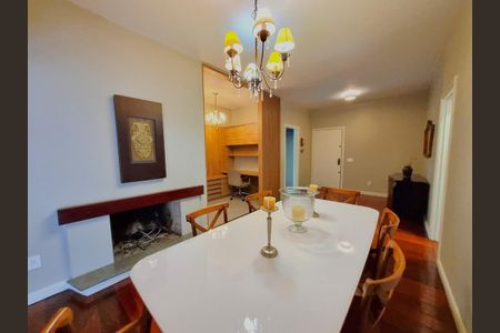 Apartamento para alugar com 130m², 2 quartos e 1 vagaSala