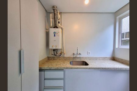 Apartamento para alugar com 130m², 2 quartos e 1 vagaÁrea De Serviço 