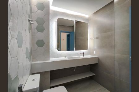 Apartamento para alugar com 64m², 2 quartos e 1 vaga Apartamento para alugar com 64m², 2 quartos e 1 vagaBanheiro Corredor