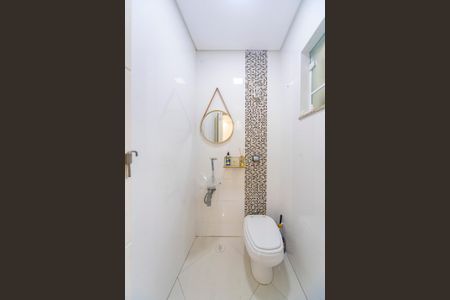 Casa à venda com 150m², 3 quartos e 4 vagasLavabo