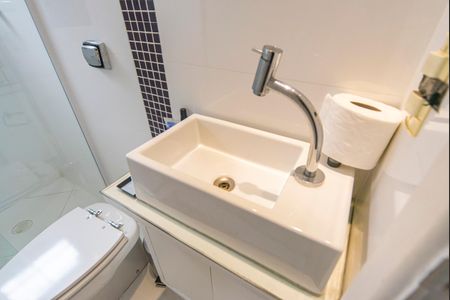 Casa à venda com 150m², 3 quartos e 4 vagasBanheiro Social
