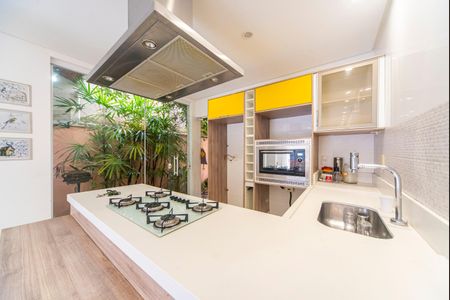 Casa à venda com 150m², 3 quartos e 4 vagasCozinha 