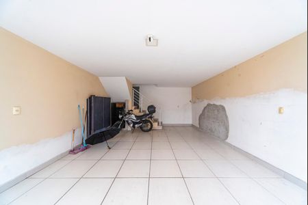 Casa à venda com 150m², 3 quartos e 4 vagasGaragem