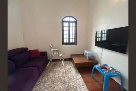 Sala de casa para alugar com 3 quartos, 265m² em Vila Alzira, Santo André