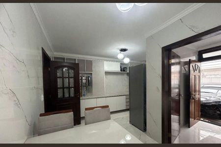 Casa para alugar com 265m², 3 quartos e 2 vagasCozinha