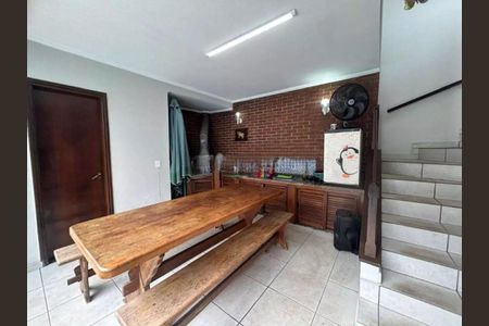 Casa para alugar com 265m², 3 quartos e 2 vagasCozinha